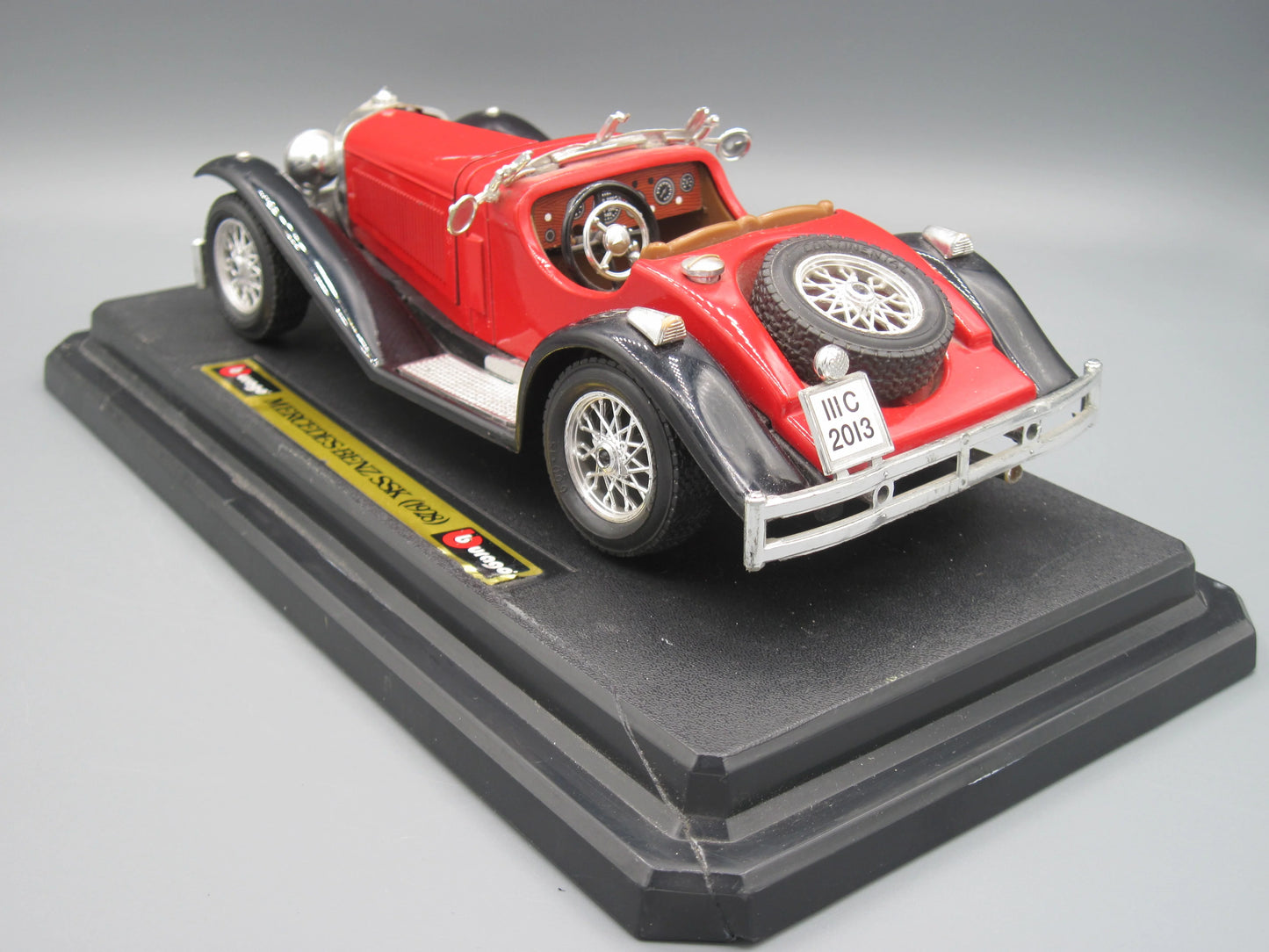Bburago   Mercedes-Benz SSK  1928 Red