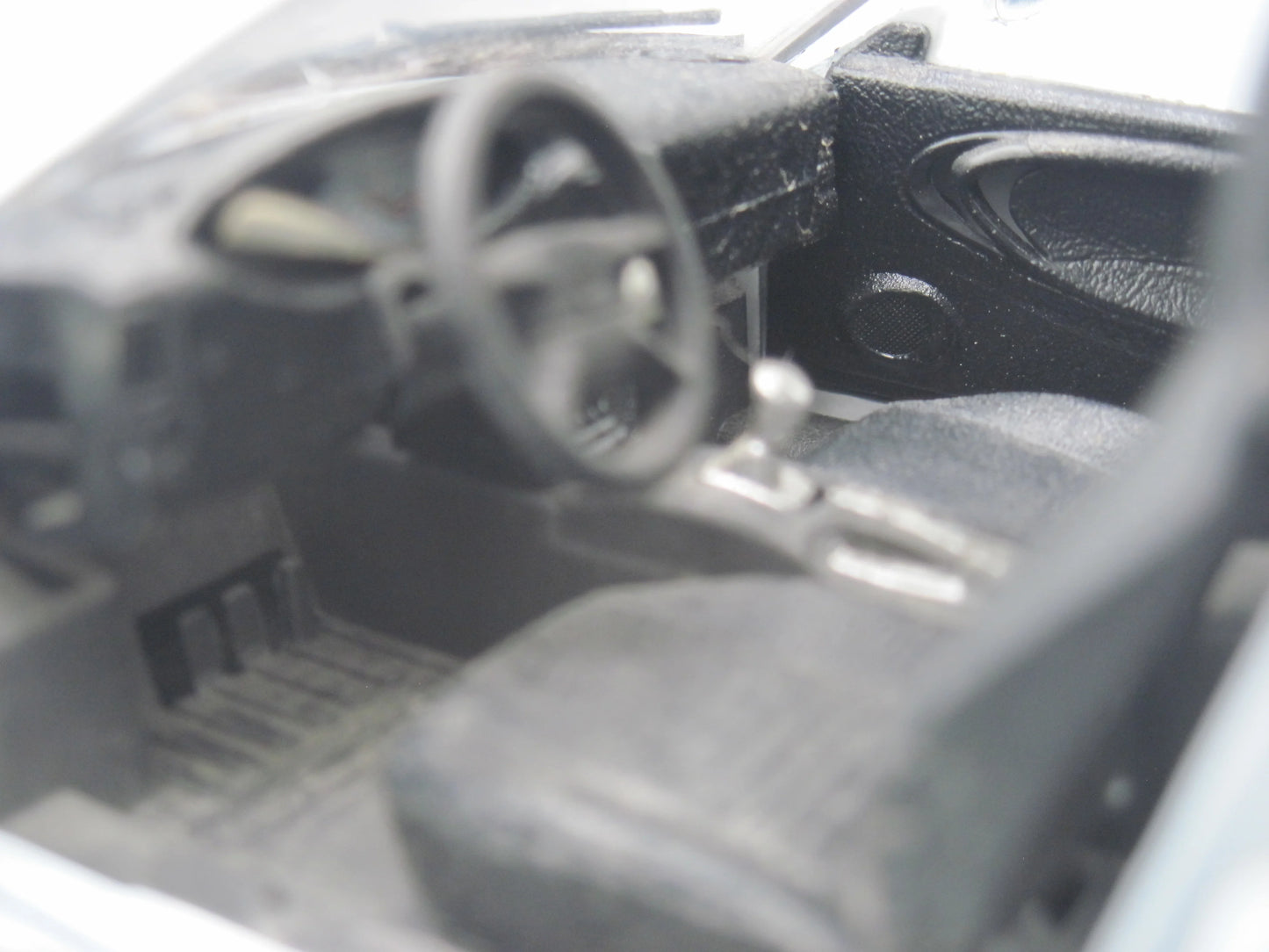 Bburago   Porsche Carrera 911  White