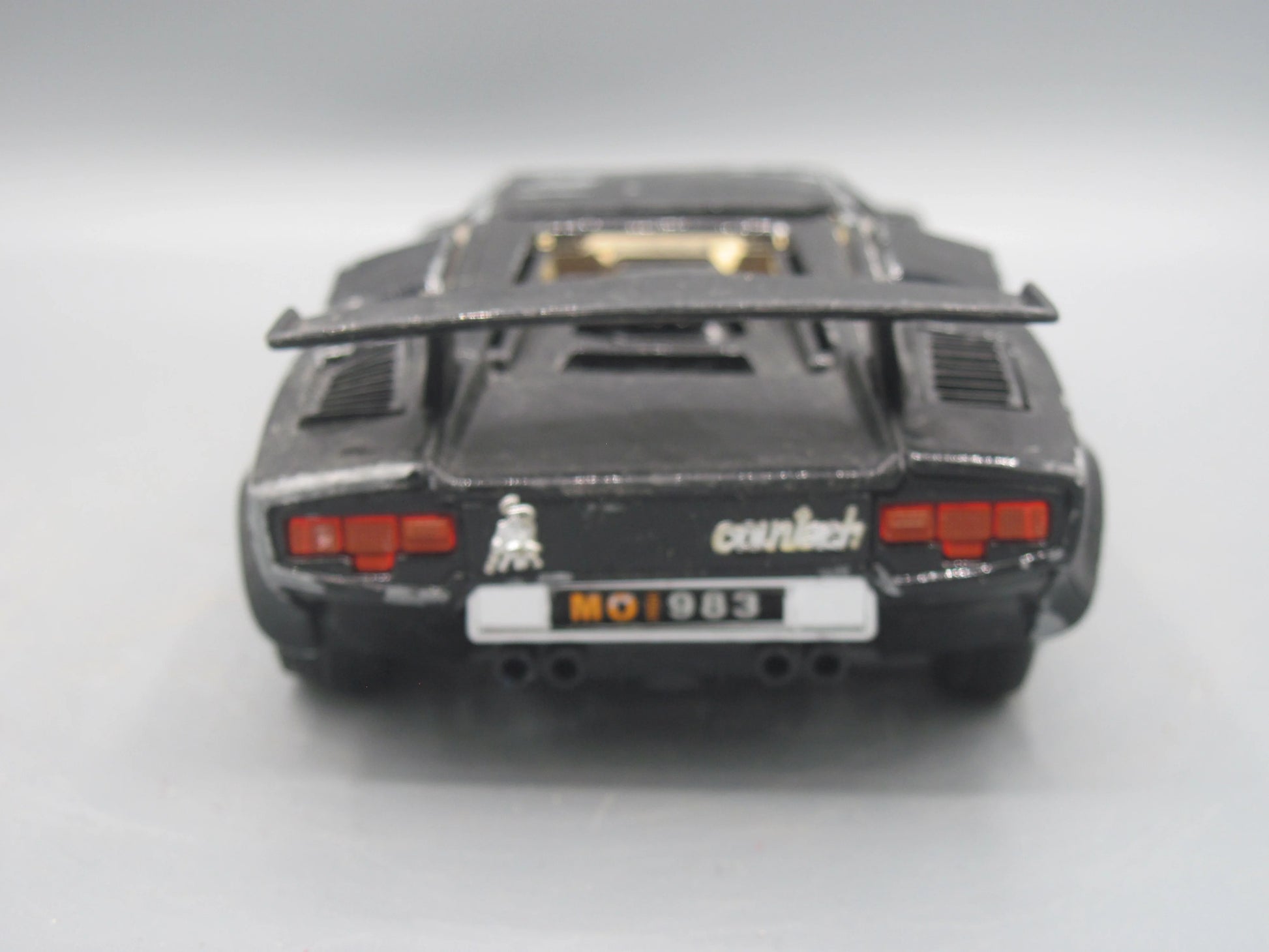 Bburago   Lamborghini Countach 1988 Black