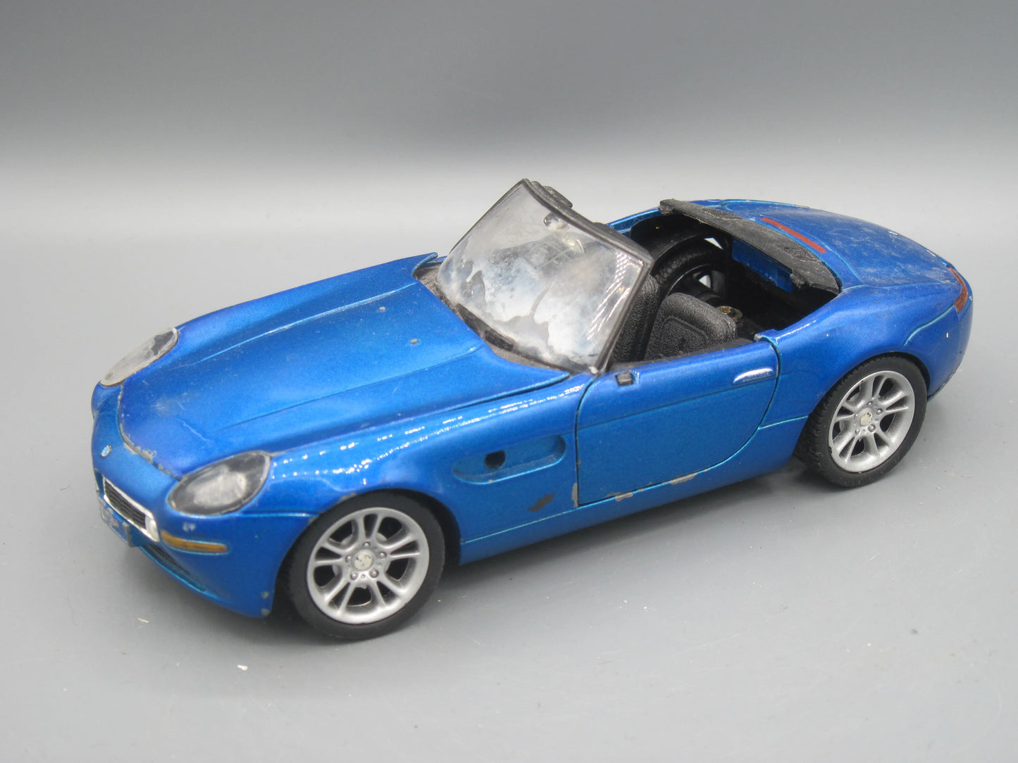 BMW Z8 Roadster  Blue
