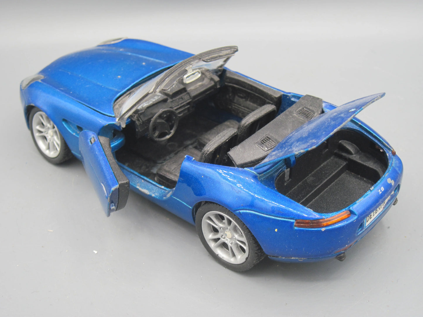 BMW Z8 Roadster  Blue