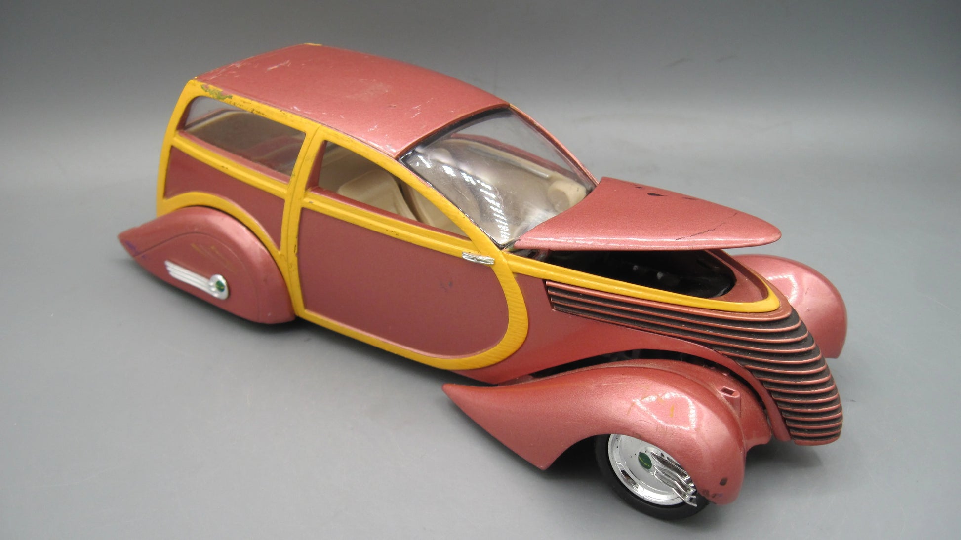 ERTL    Posies Extremeliner  Pink & Yellow