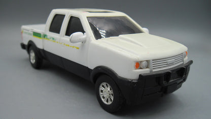 ERTL   John Deere Pickup Truck  White