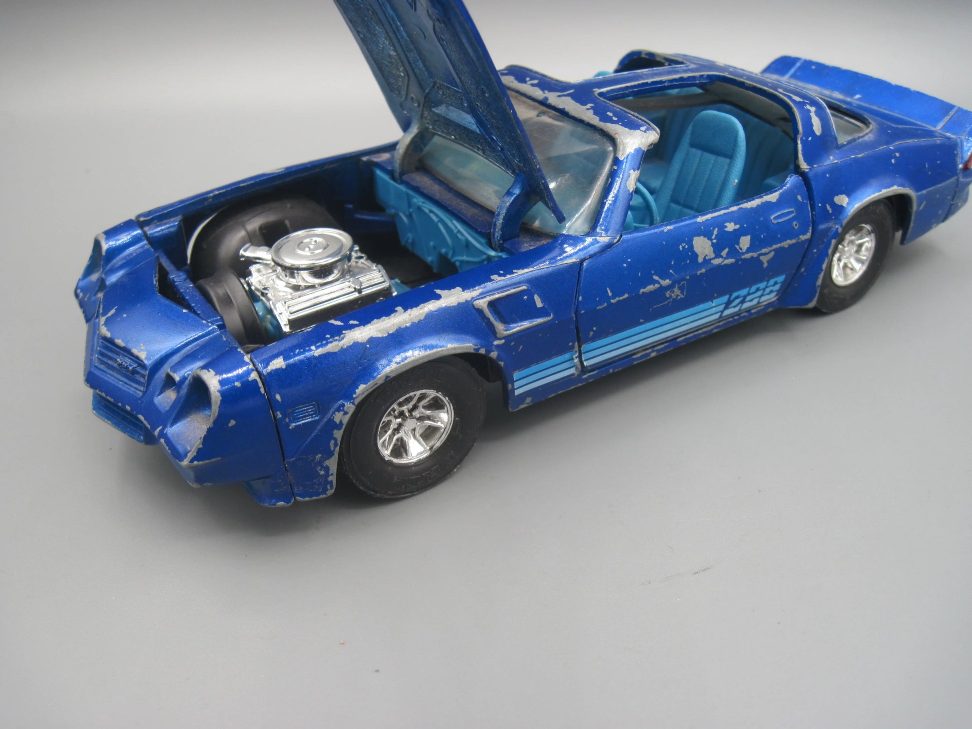 ERTL   Chevrolet Camaro Z-28 1980 Blue