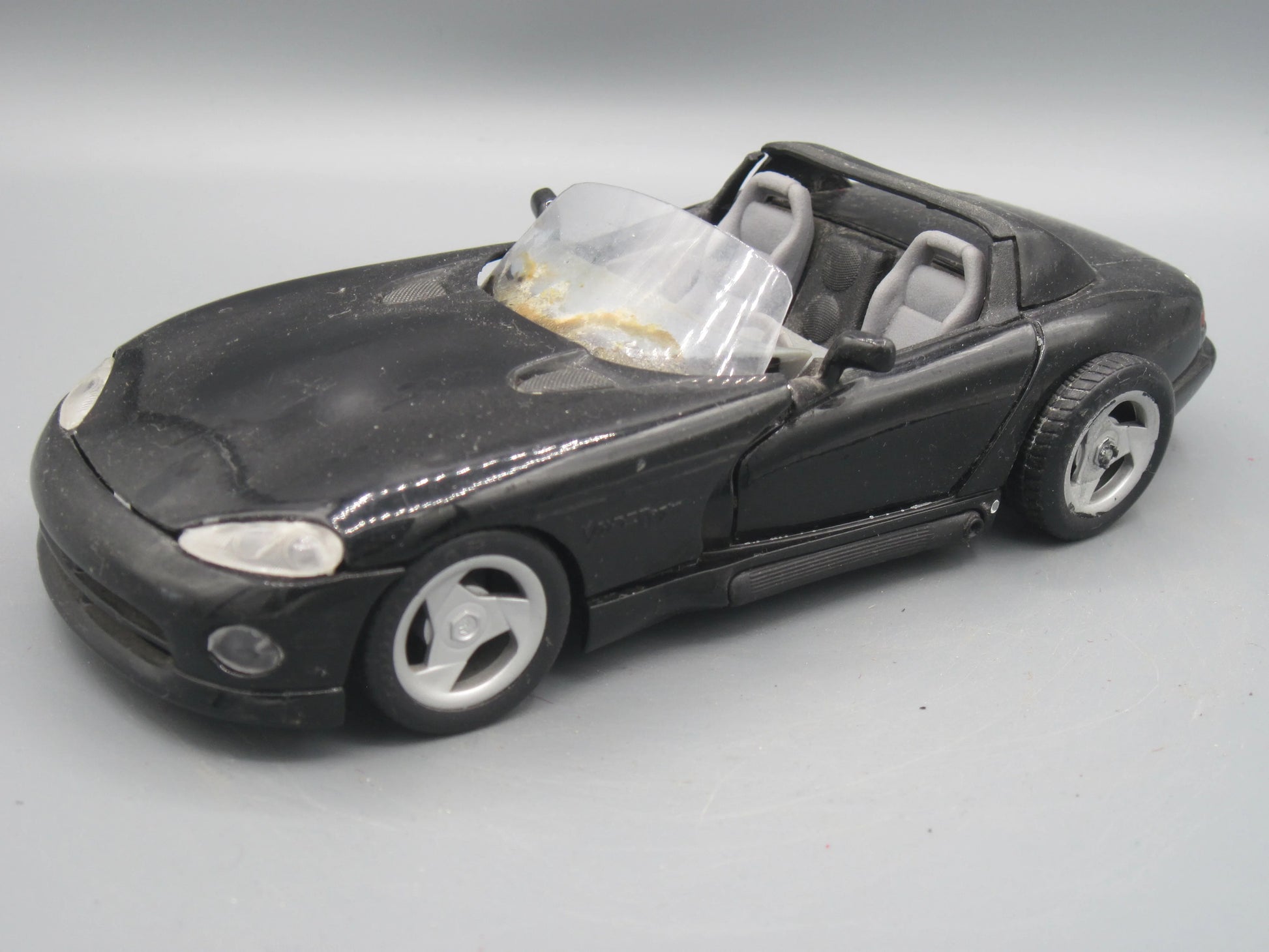 ERTL   Dodge Viper RT/10  Black