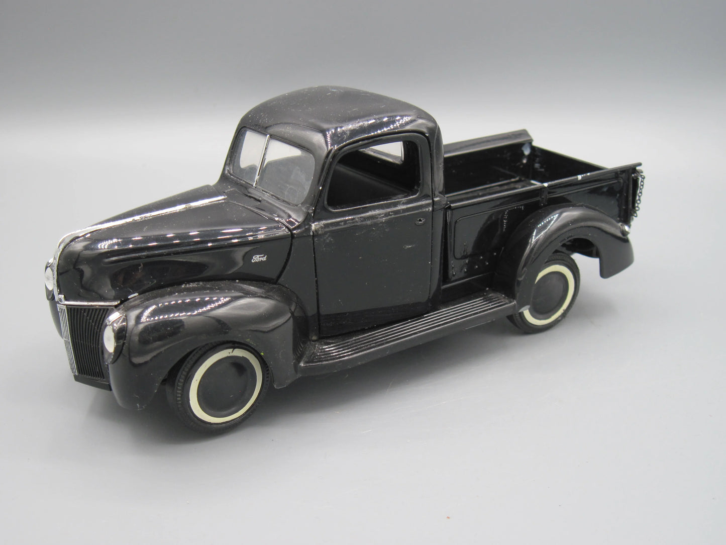 Franklin Mint   Ford Pick up truck 1940 Black