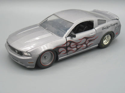 Jada   Ford Mustang GT 2010 Grey