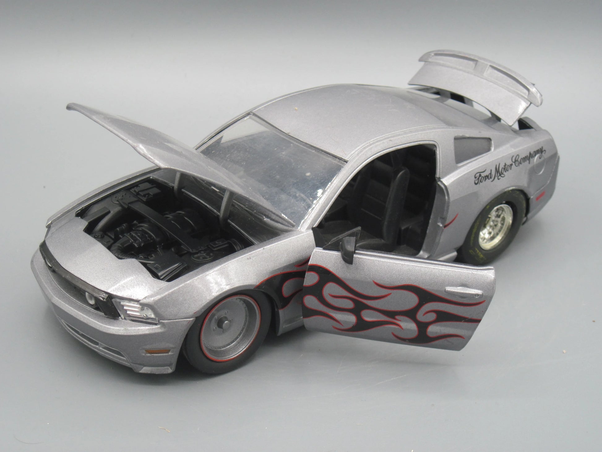 Jada   Ford Mustang GT 2010 Grey