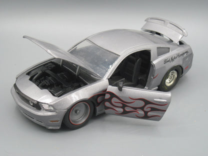 Jada   Ford Mustang GT 2010 Grey