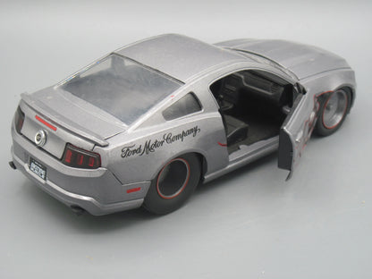 Jada   Ford Mustang GT 2010 Grey