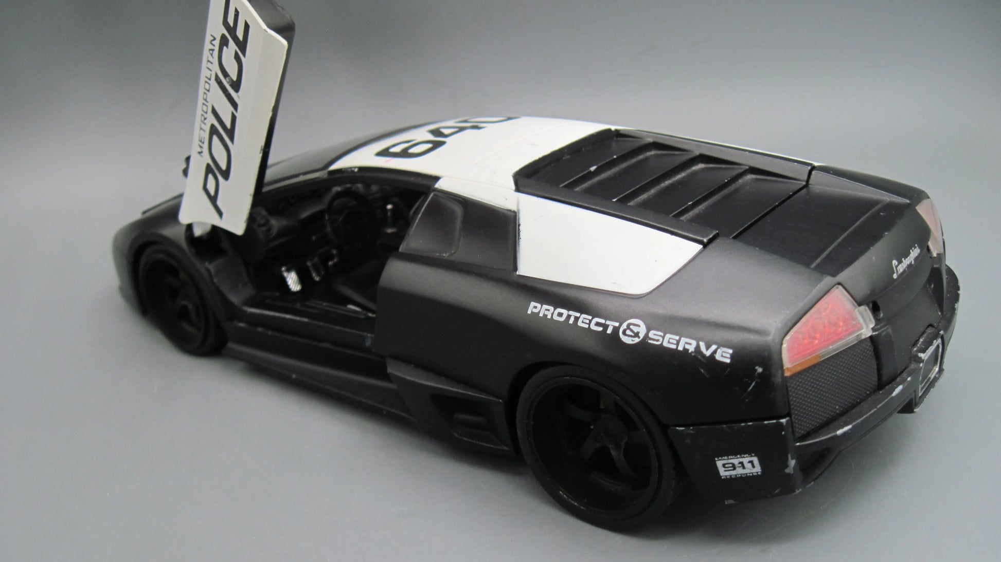 Jada   Lamborghini Murcielago LP640  Black & White Metropolitan Police