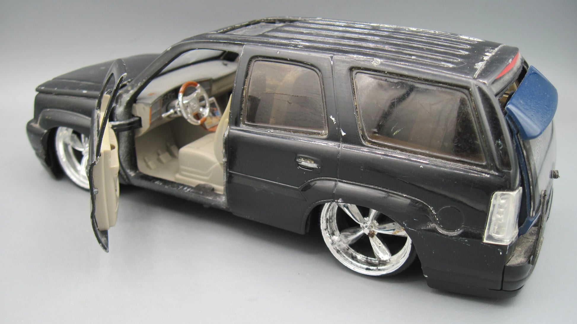Jada   Cadillac Escalade 2002 Black