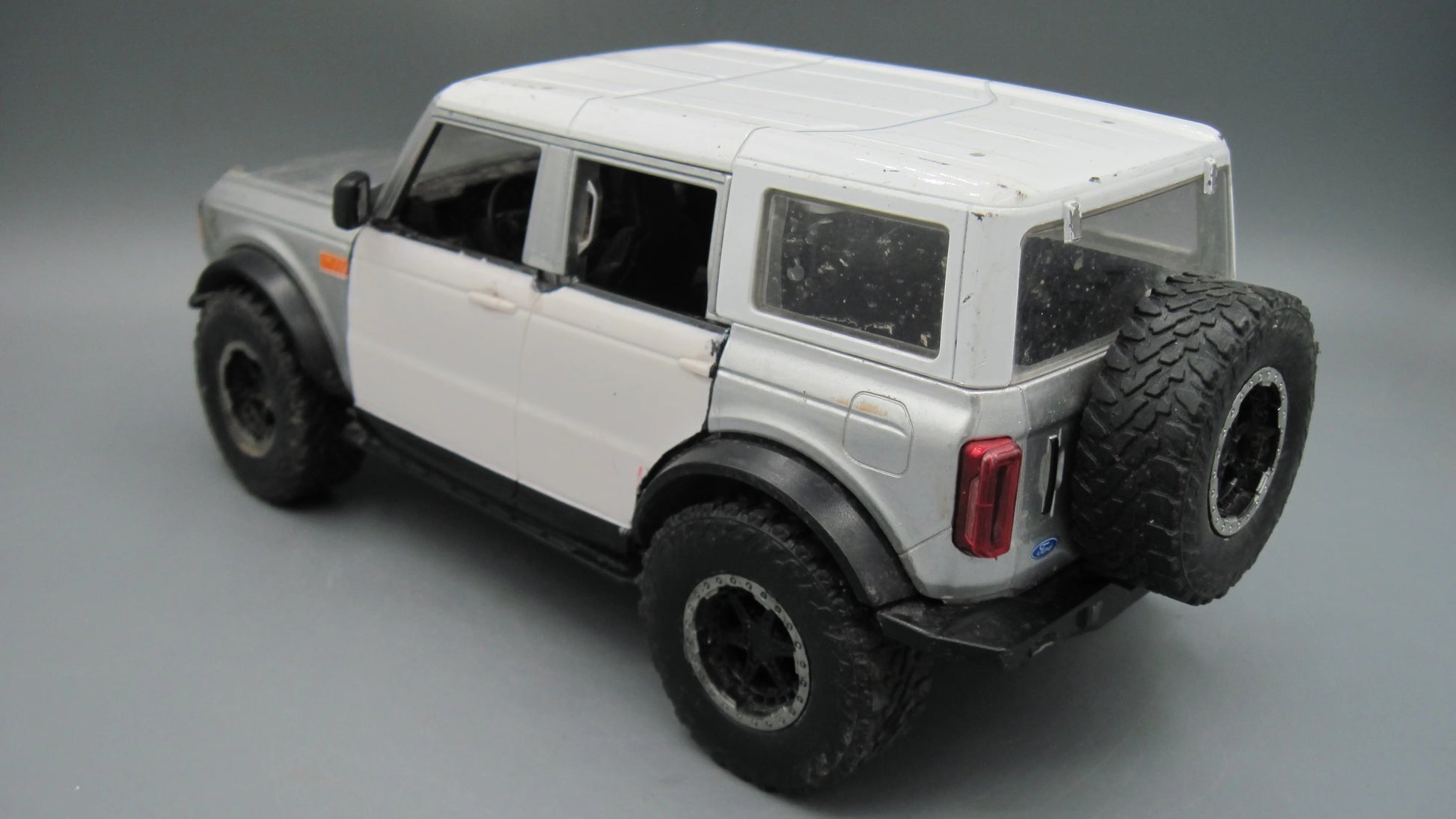 Jada   Ford Bronco 2021 Silver