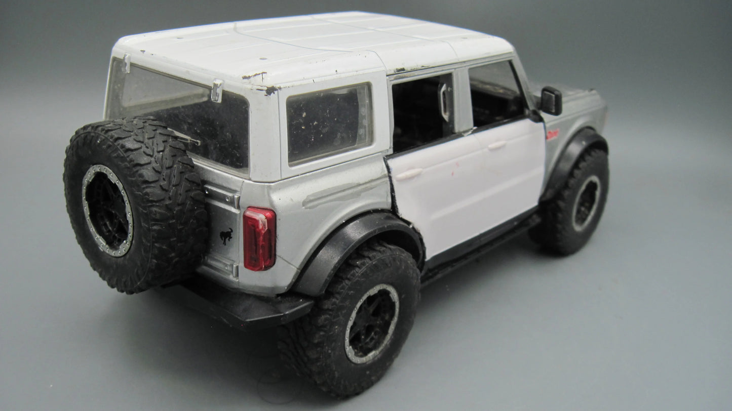 Jada   Ford Bronco 2021 Silver
