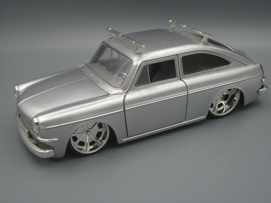 Jada   Volkswagen 1600 TL (FASTBACK) 1965 Silver