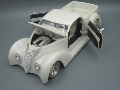 Jada   Ford D-Rods 1937 White