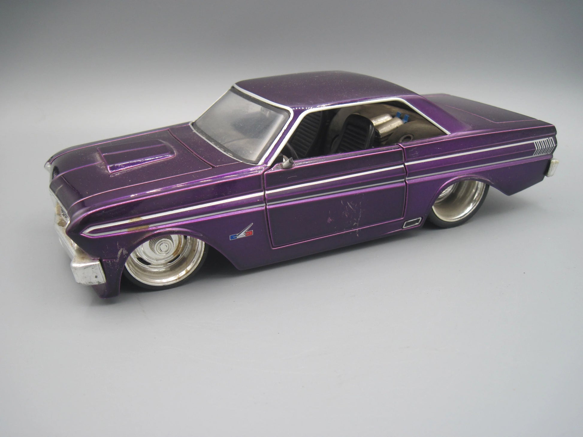 Jada   Ford Falcon 1964 Purple Big Time Muscle