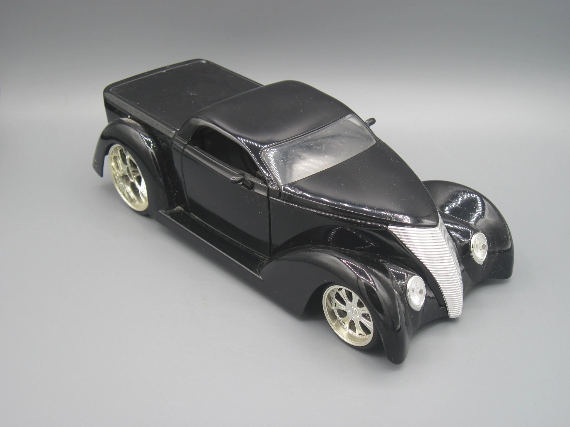 Jada   Ford D-Rods 1937 Black
