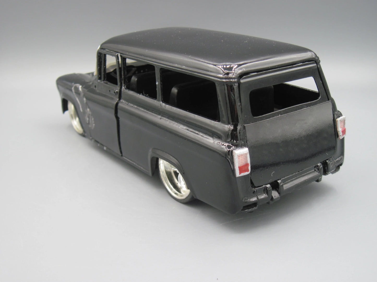 Jada   Chevrolet Suburban 1957 Black