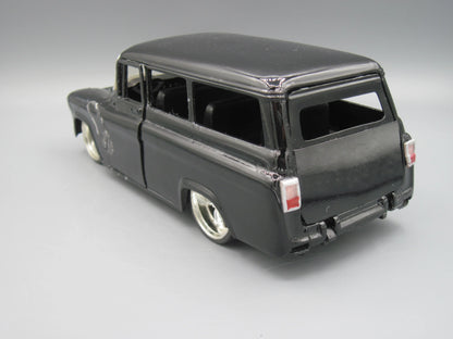Jada   Chevrolet Suburban 1957 Black