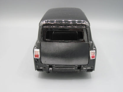 Jada   Chevrolet Suburban 1957 Black