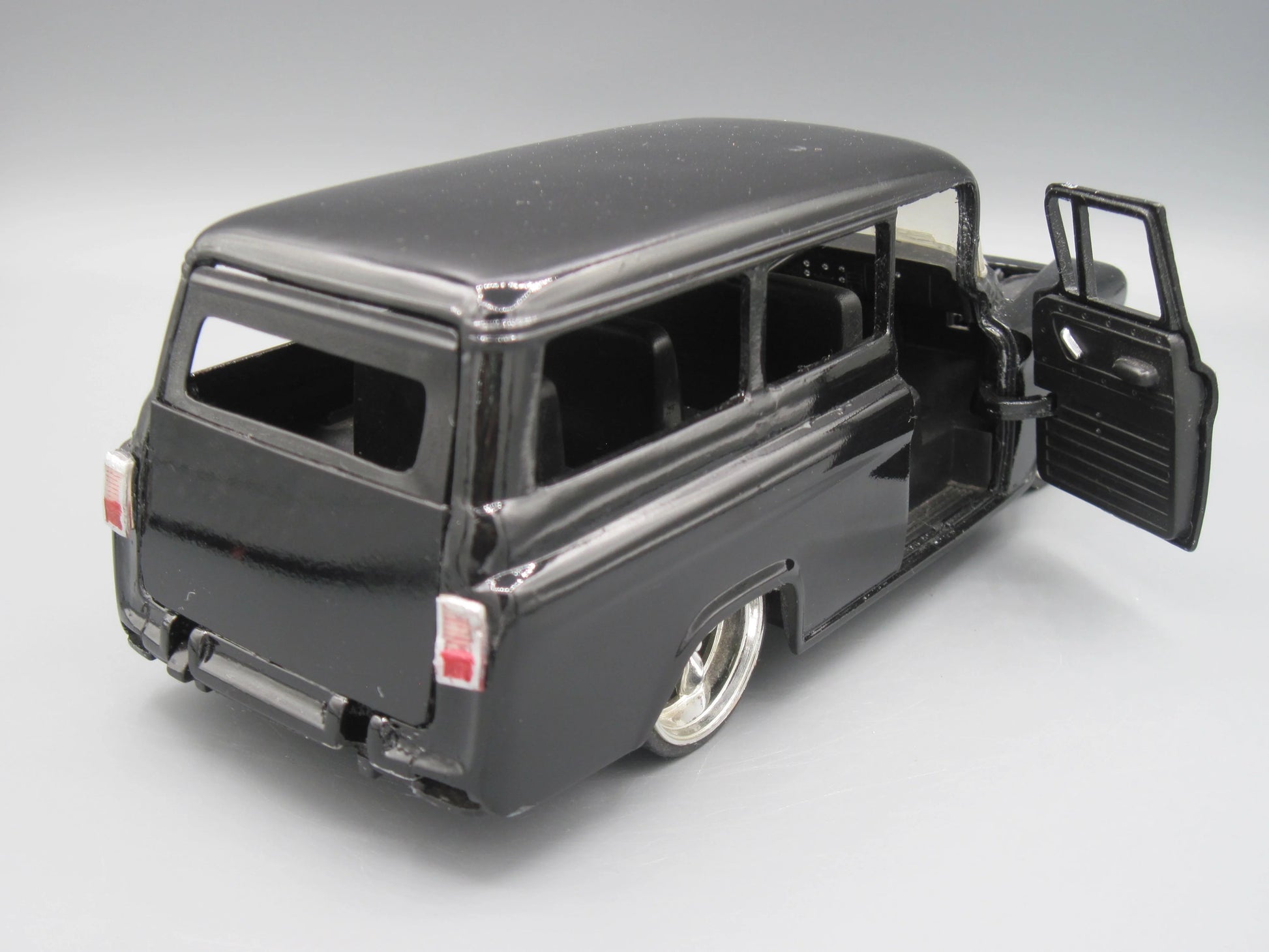 Jada   Chevrolet Suburban 1957 Black