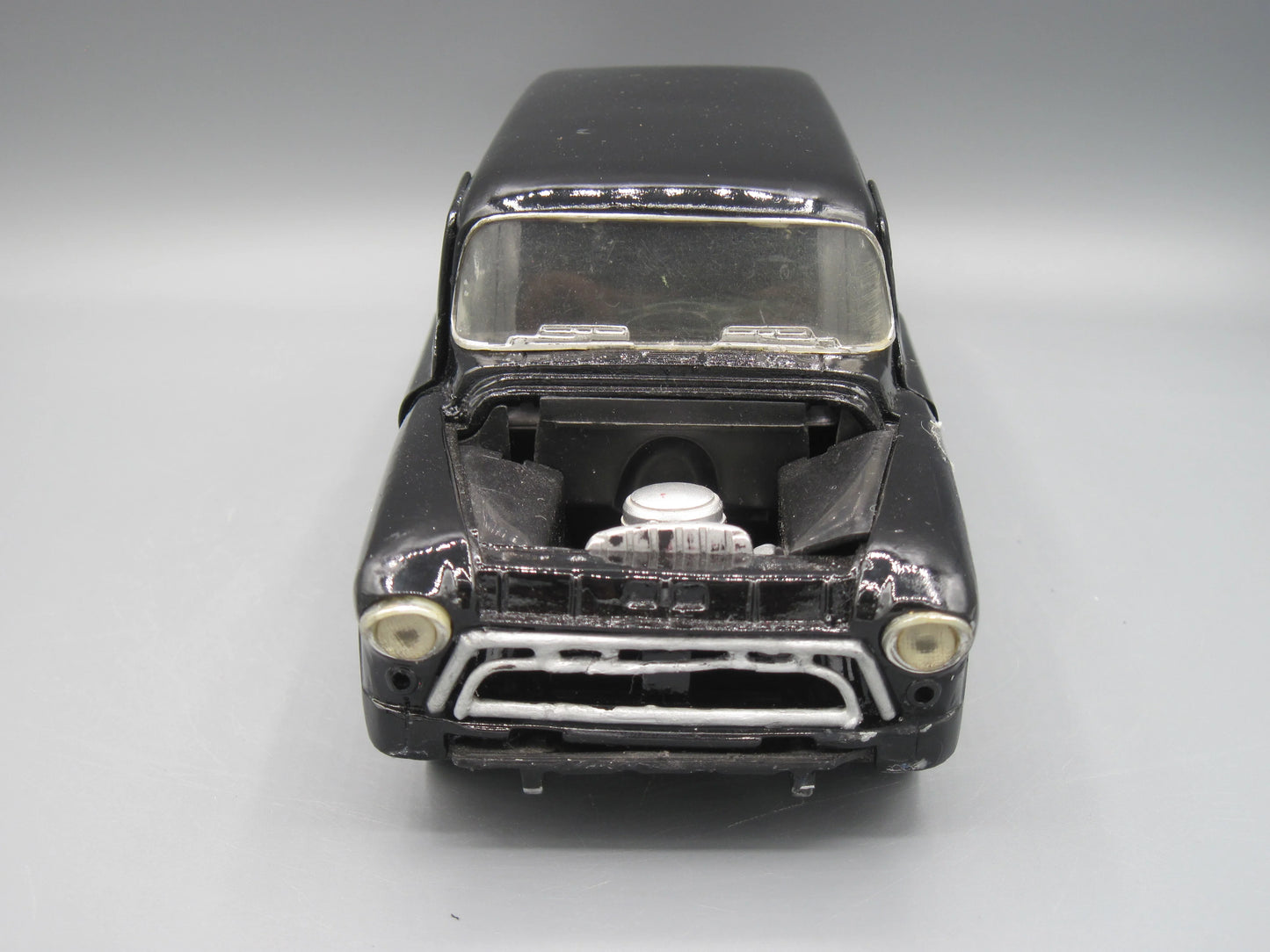 Jada   Chevrolet Suburban 1957 Black