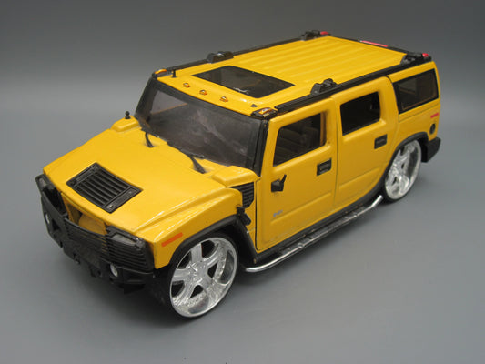 Jada   Hummer H2  2003 Yellow Dub City