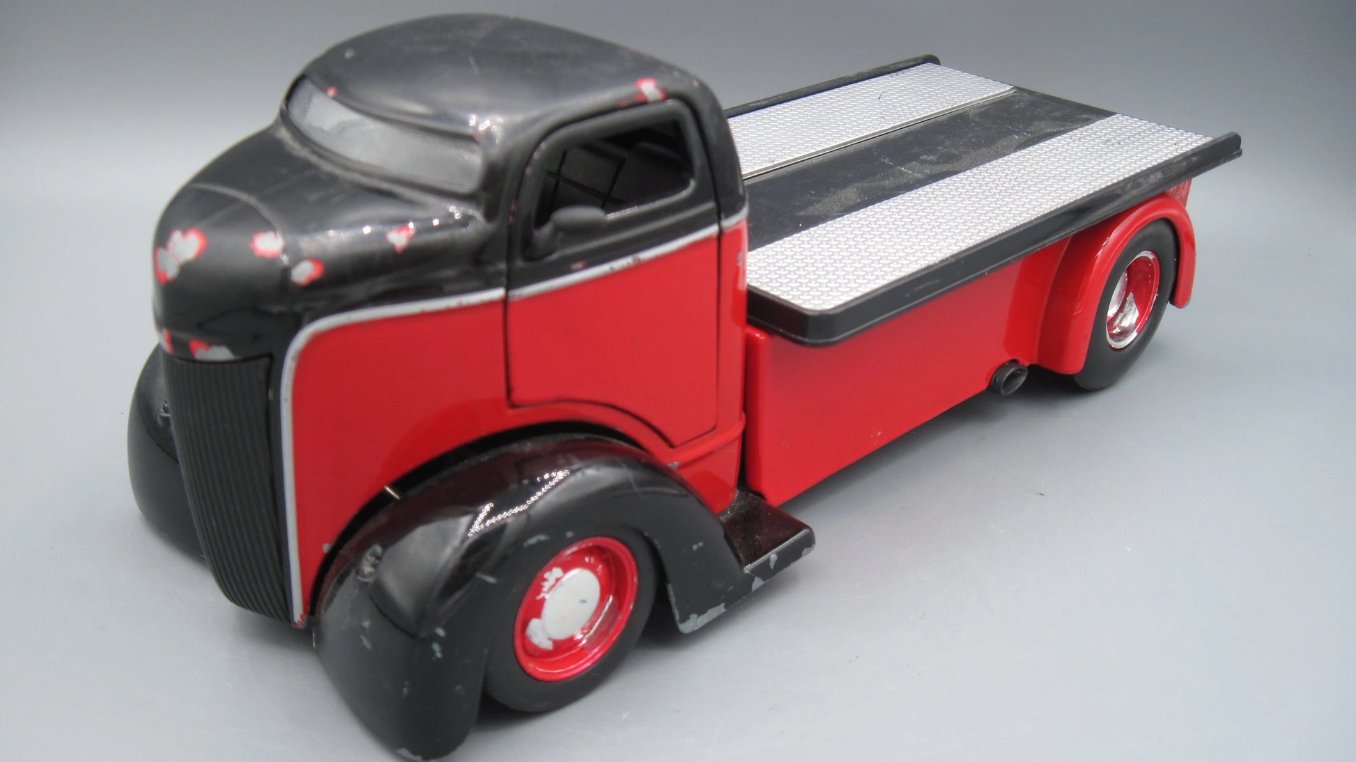 Jada   Ford COE 1947 Red & Black