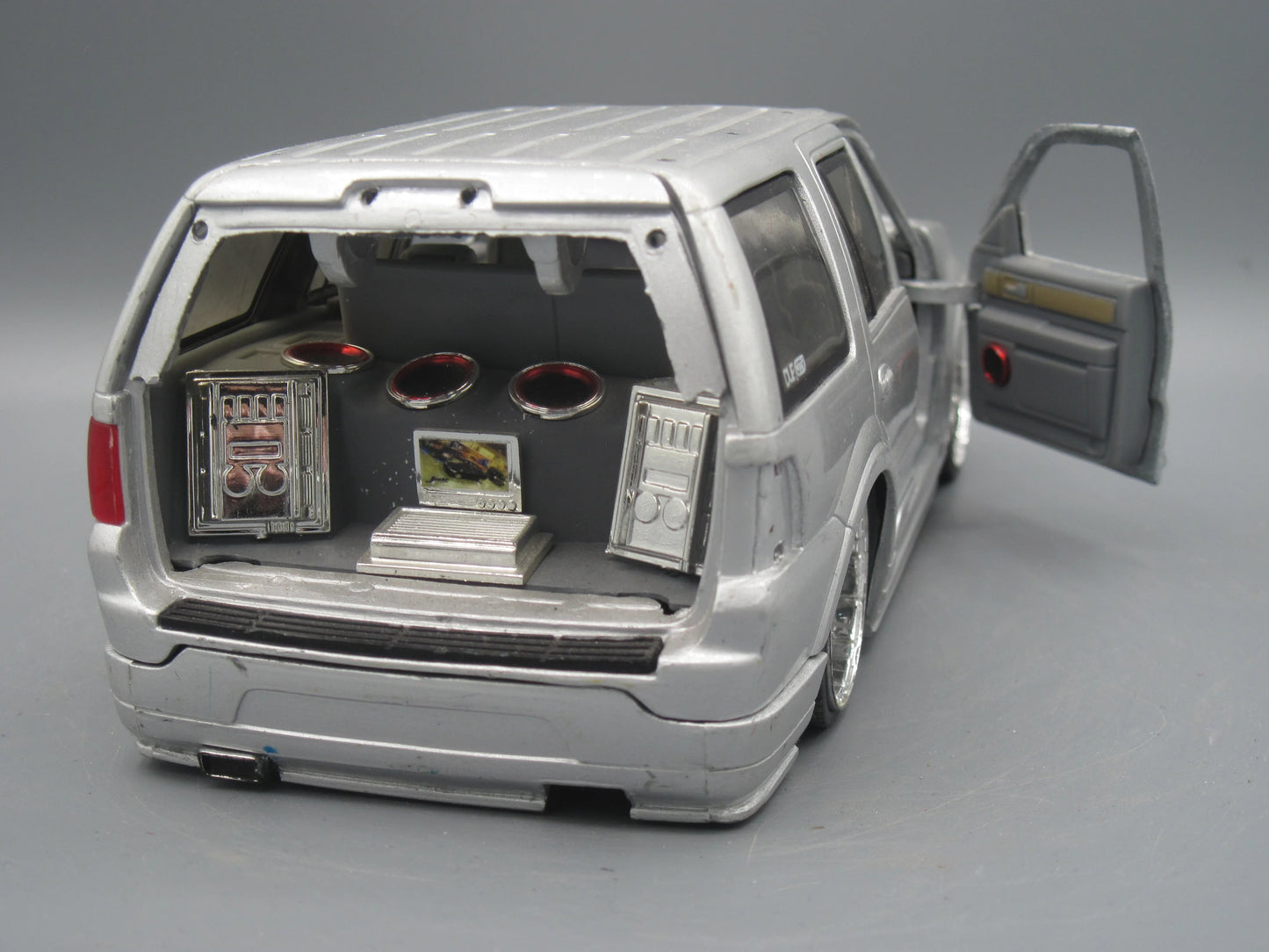 Jada   Lincoln Navigator 2003 Silver