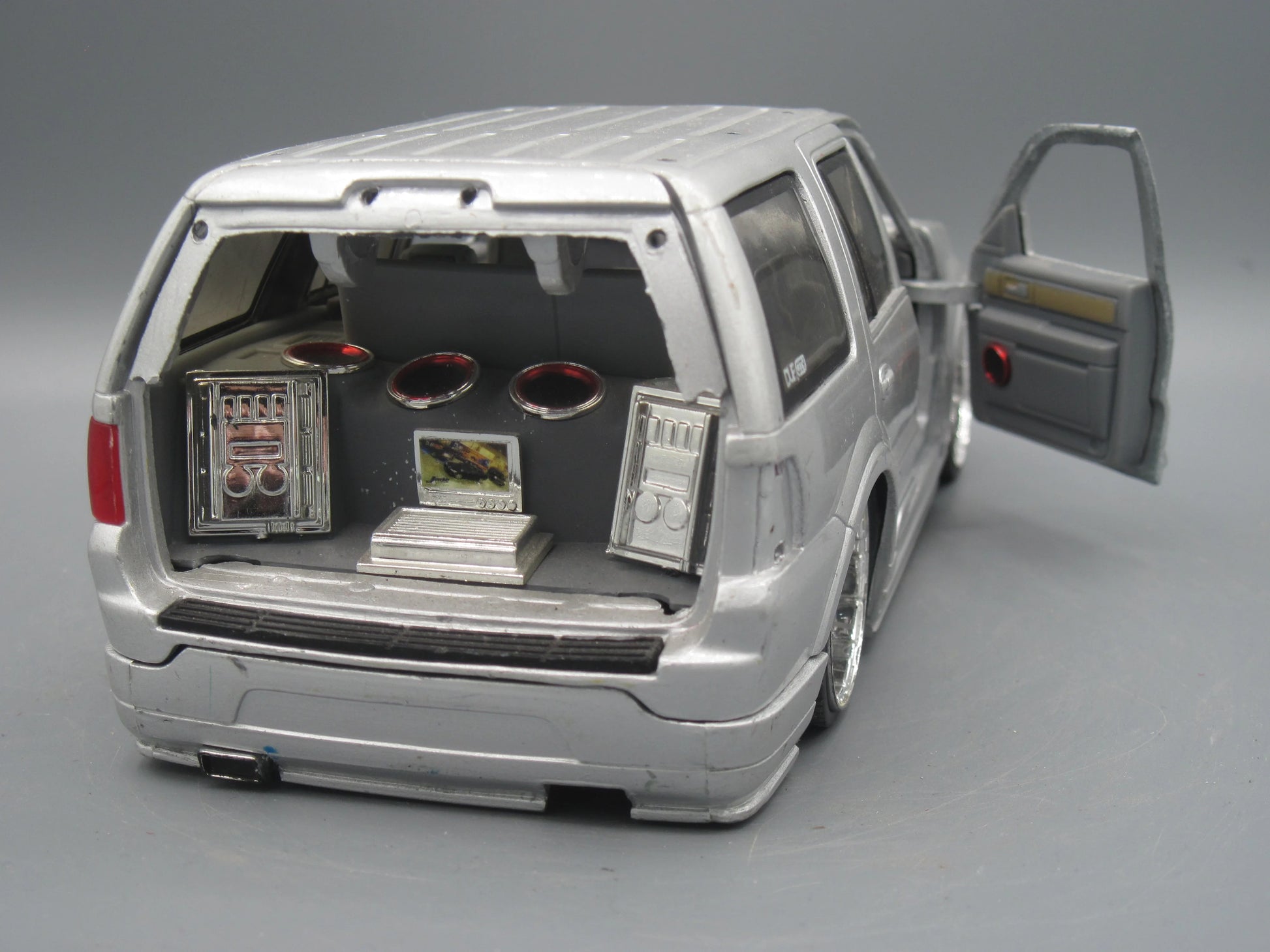 Jada   Lincoln Navigator 2003 Silver