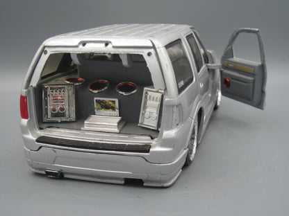 Jada   Lincoln Navigator 2003 Silver