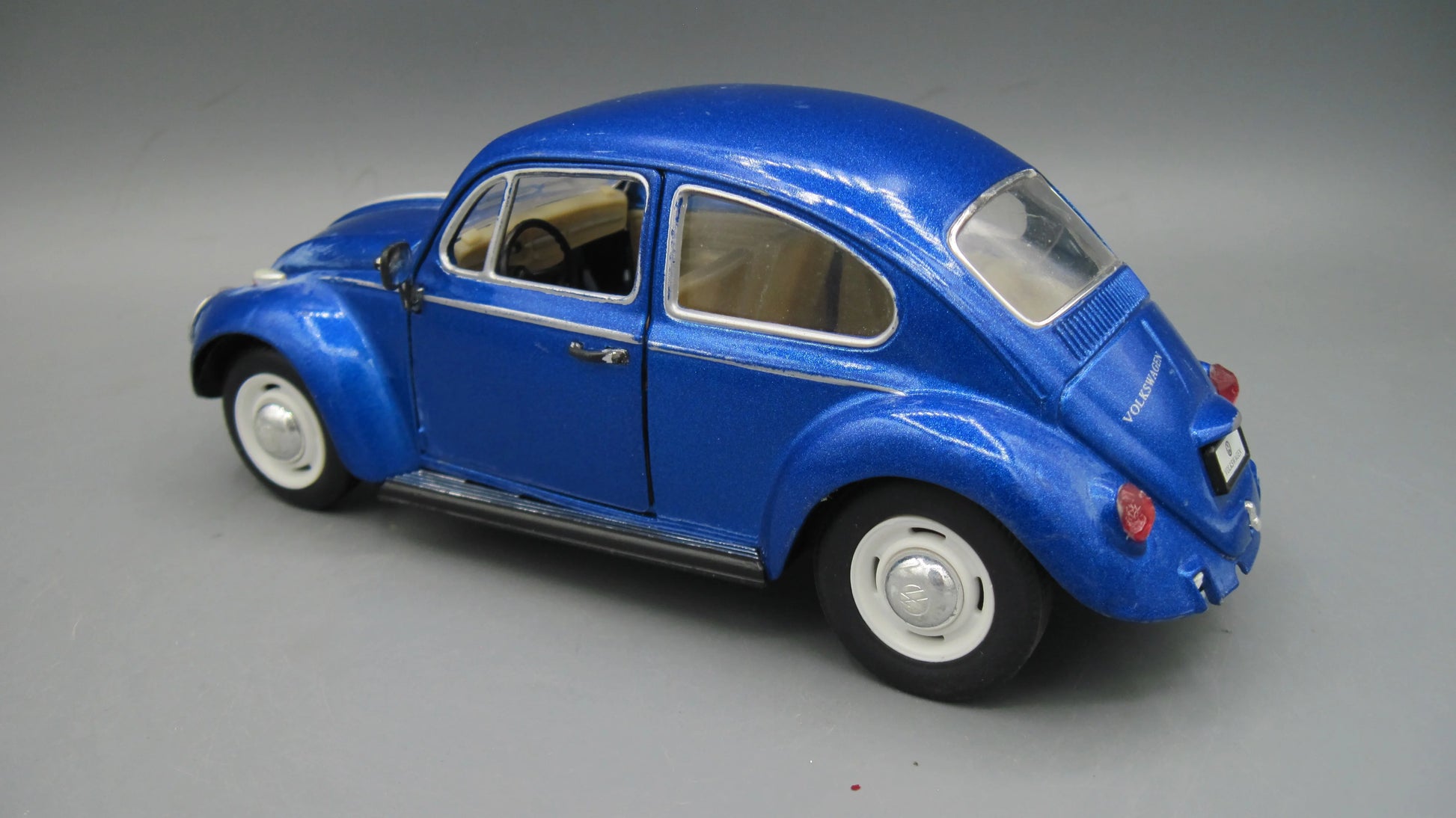 Kinsmart   Volkswagen Classical Beetle 1967 Blue
