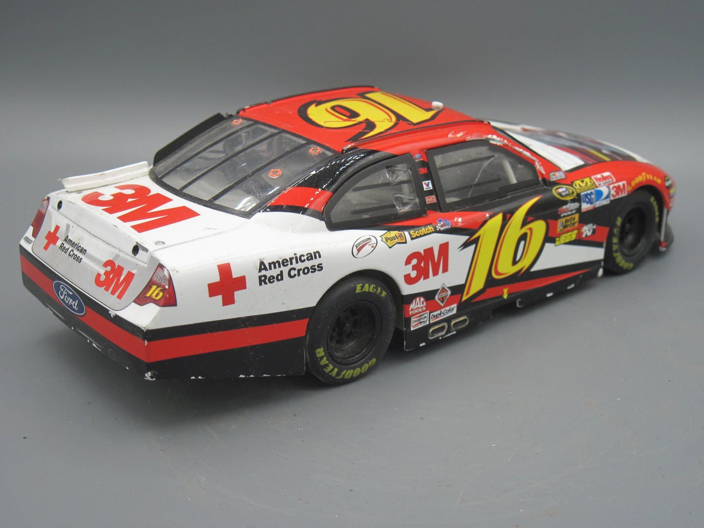 Lionel   Ford Nascar#16   Red & White