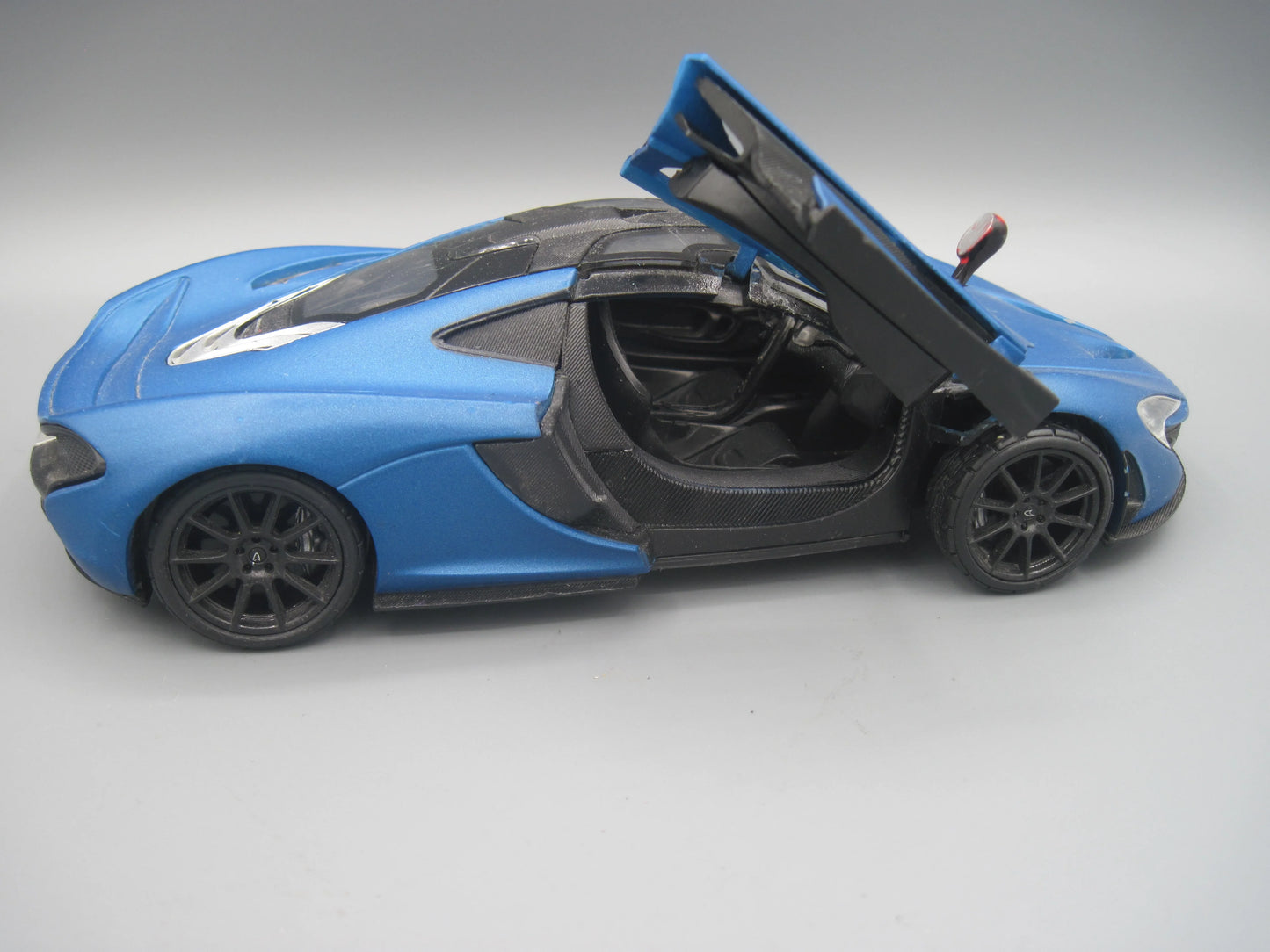 Motor Max   Mclaren P1  Blue