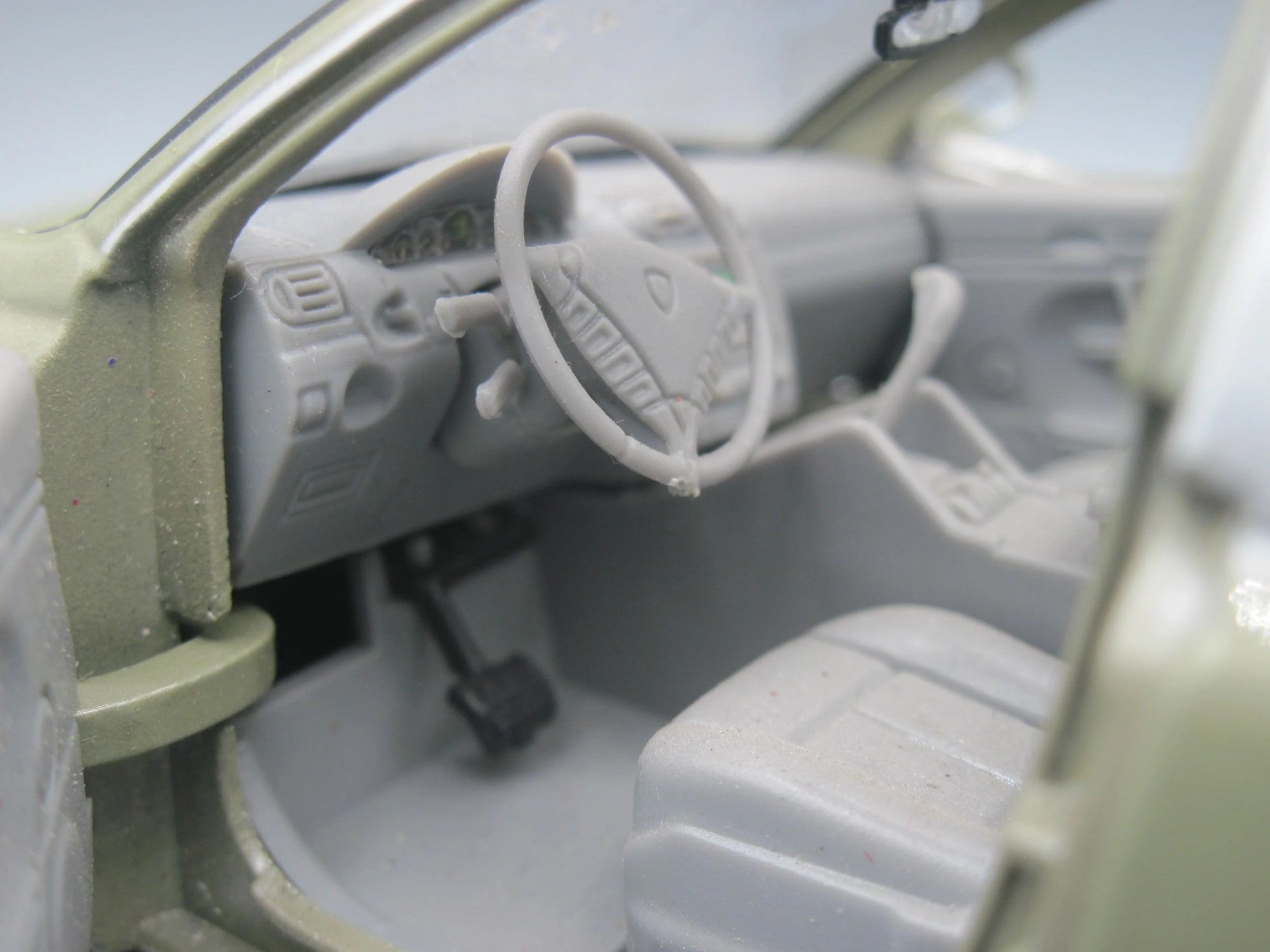 Motor Max   Porsche Cayenne Turbo  Olive Green