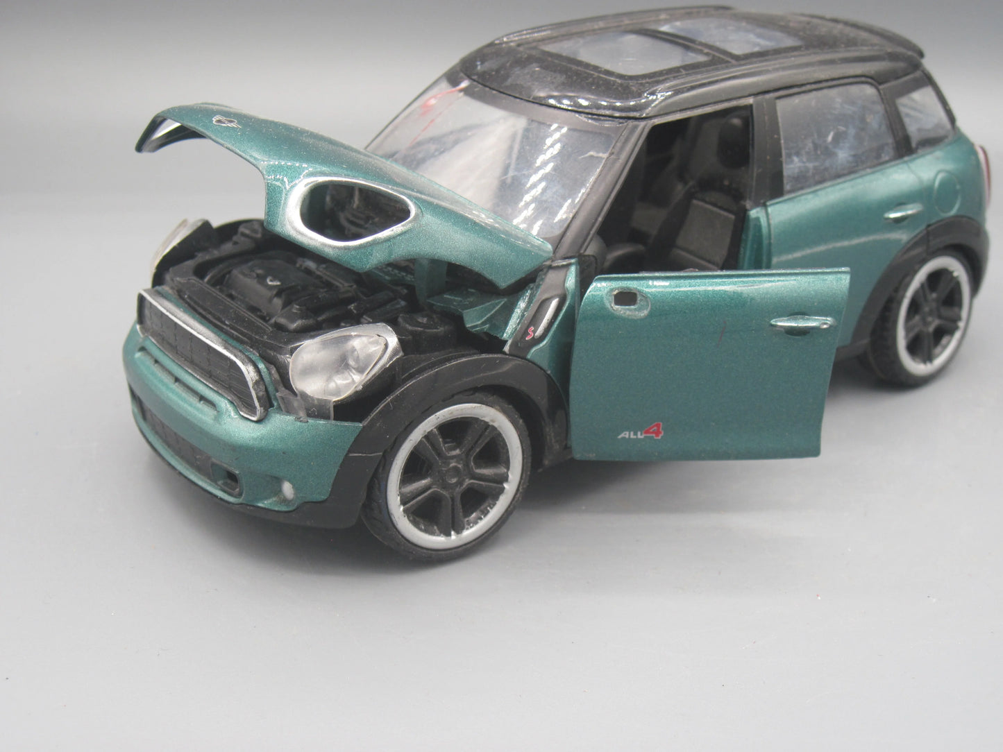 Motor Max   Mini Cooper S Countryman  Green