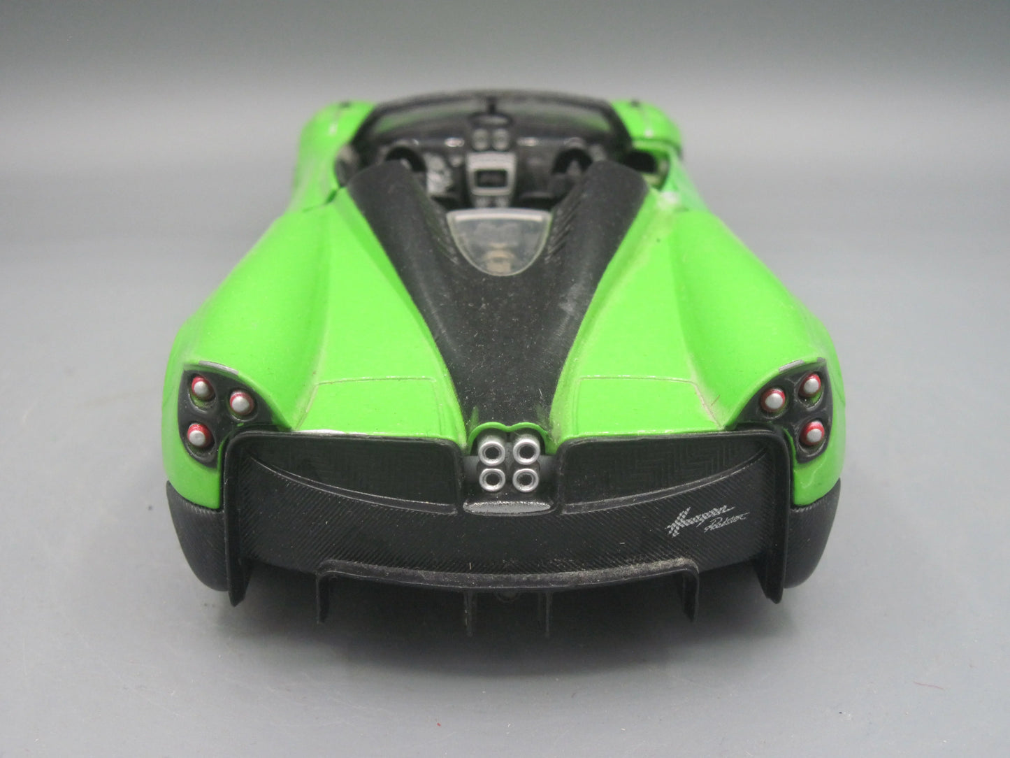 Motor Max   Pagani Huayra Roadster 2018 Green