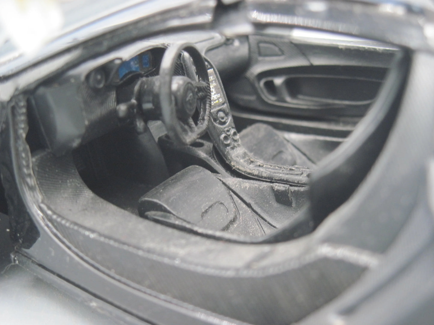 Motor Max   Mclaren P1  White