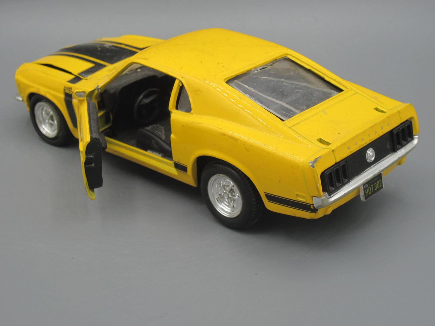 Maisto   Ford Boss 302 Mustang 1970 Yellow
