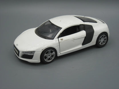 Maisto   Audi R8  White