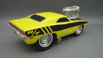 Maisto   Dodge Charger R/T 1969 Yellow Muscle Machine