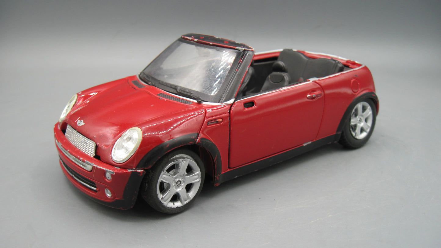 Maisto   Mini Cooper Carbio  Red