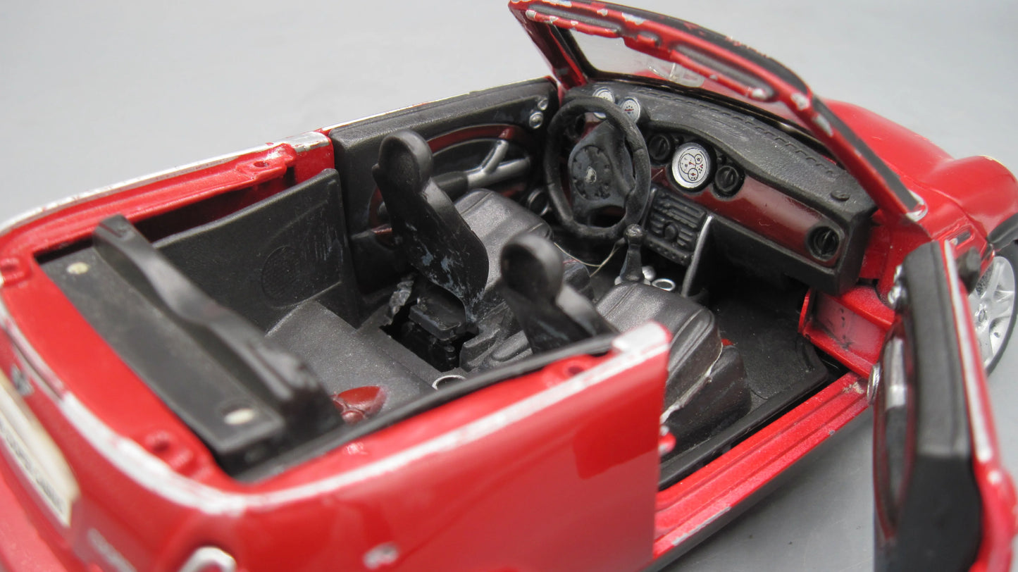 Maisto   Mini Cooper Carbio  Red