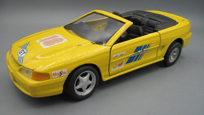 Maisto   Mustang GT 1994 Yellow