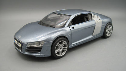 Maisto   Audi  R8  Grey