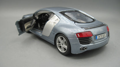 Maisto   Audi  R8  Grey