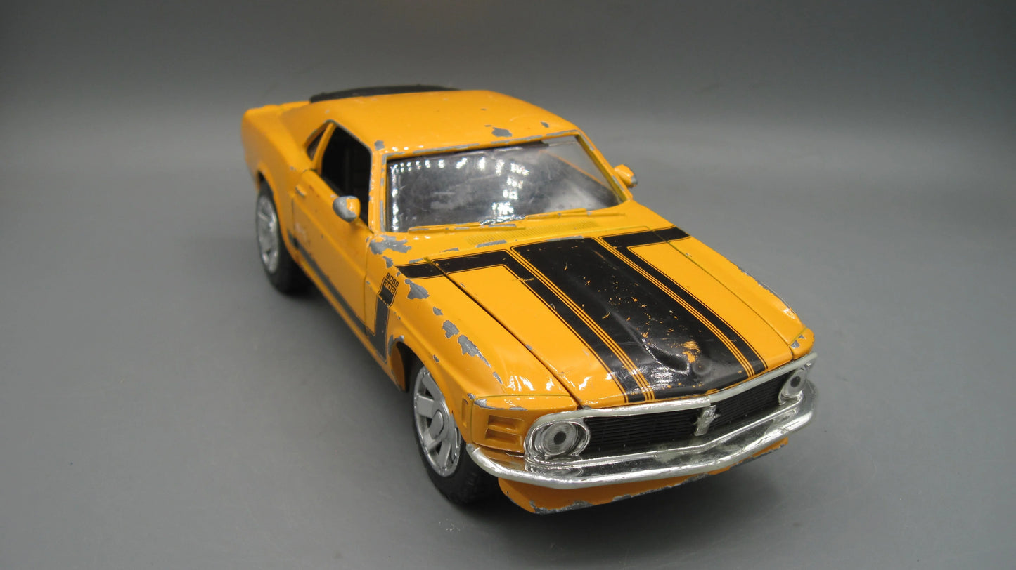 Maisto   Mustang Boss 302 1970 Yellow