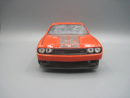 Maisto   Dodge Challenger SRT 8 2008 Orange