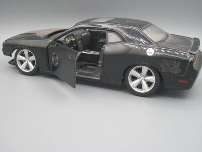 Maisto   Dodge Challenger SRT 8 2008 Black & Brown